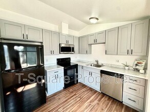 Building Photo - 2720 204th St SW