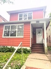 Building Photo - 3229 Baychester Ave