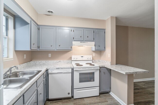 Building Photo - 118 Greenland Ct