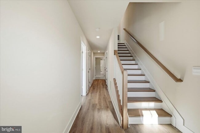 Building Photo - 1829 Harvest Dr