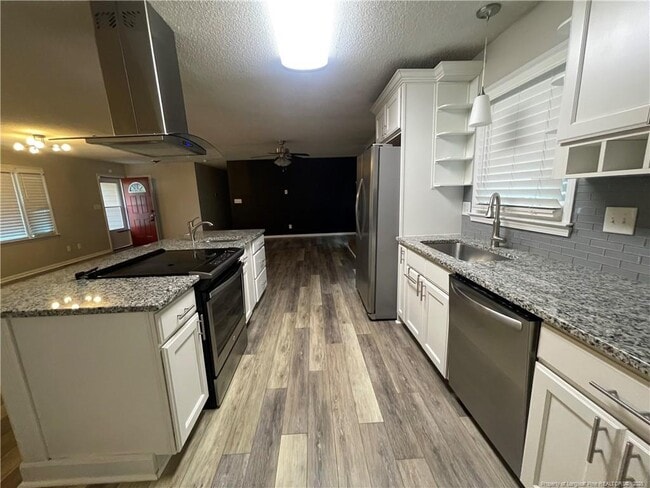 Building Photo - 7183 Largo Pl