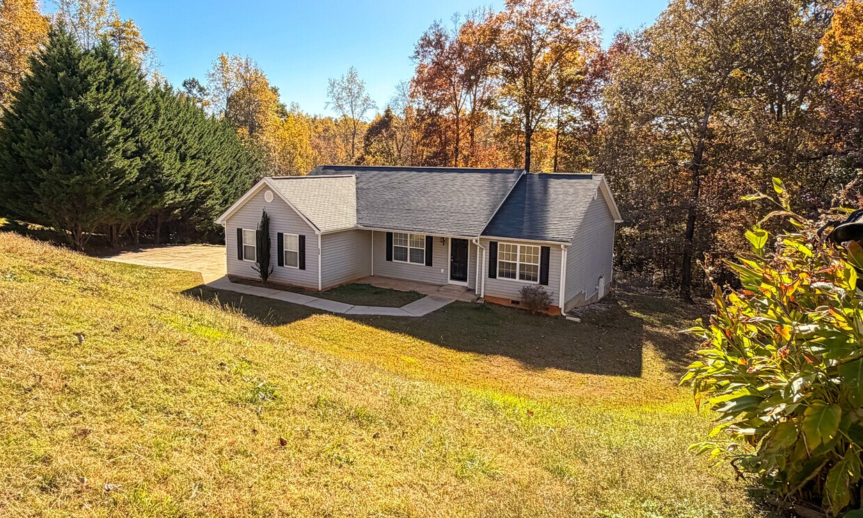 Foto principal - 116 Whipple Ln