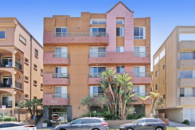 Building Photo - 8614 Burton Way Apartments