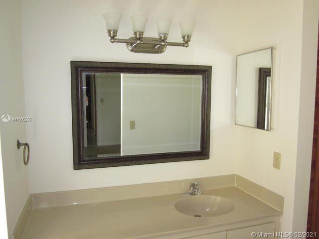 Foto del edificio - 9070 SW 125th Ave