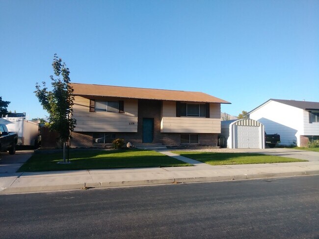 Foto del edificio - 1375 E 550 S