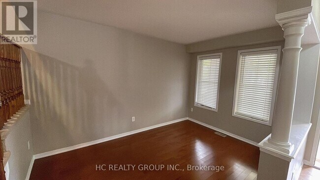 Photo du bâtiment - 2301 Winlord Pl