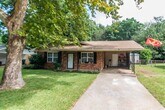 Primary Photo - 122 Briarwood Drive