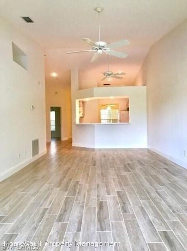 Building Photo - 9860 Costa Mesa Ln