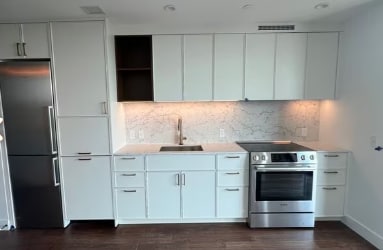 Building Photo - 17 Lattimore Ct