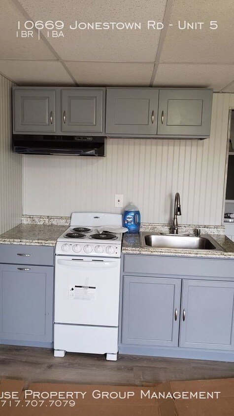 Foto principal - 10669 Jonestown Rd