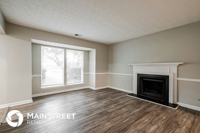 Building Photo - 2047 Montgomery Trail