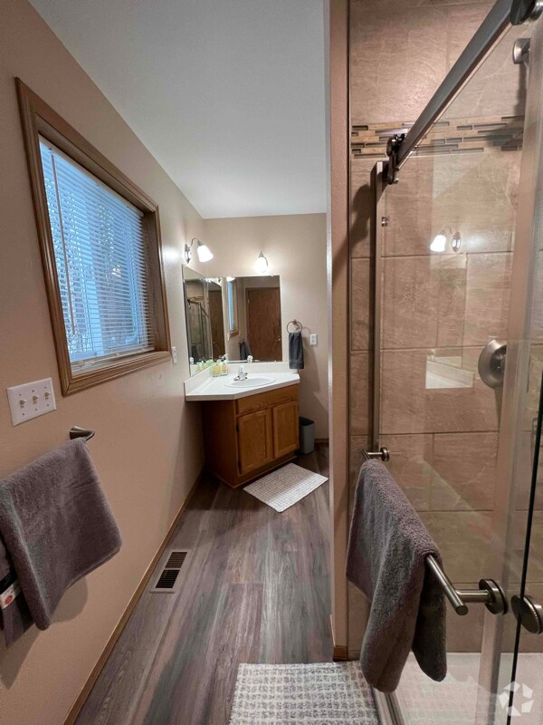 Clouds Rest Furnished Apartments for Rent Palmer, AK 1 Rentals