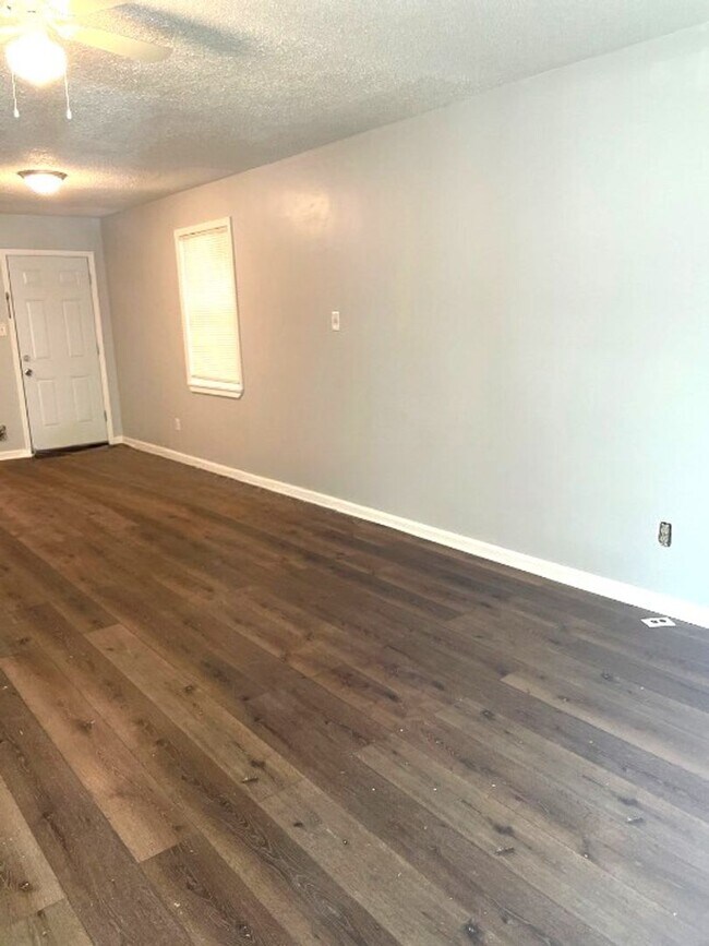 Foto del edificio - Very Nice Newly Rehabbed Home in Raleigh