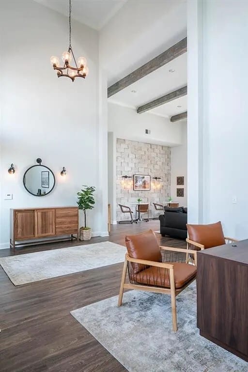 Building Photo - 520 FM306