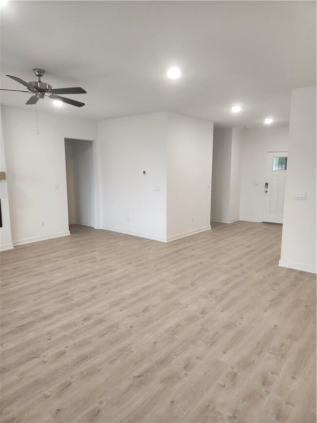 Building Photo - 4008 Aryana Ave