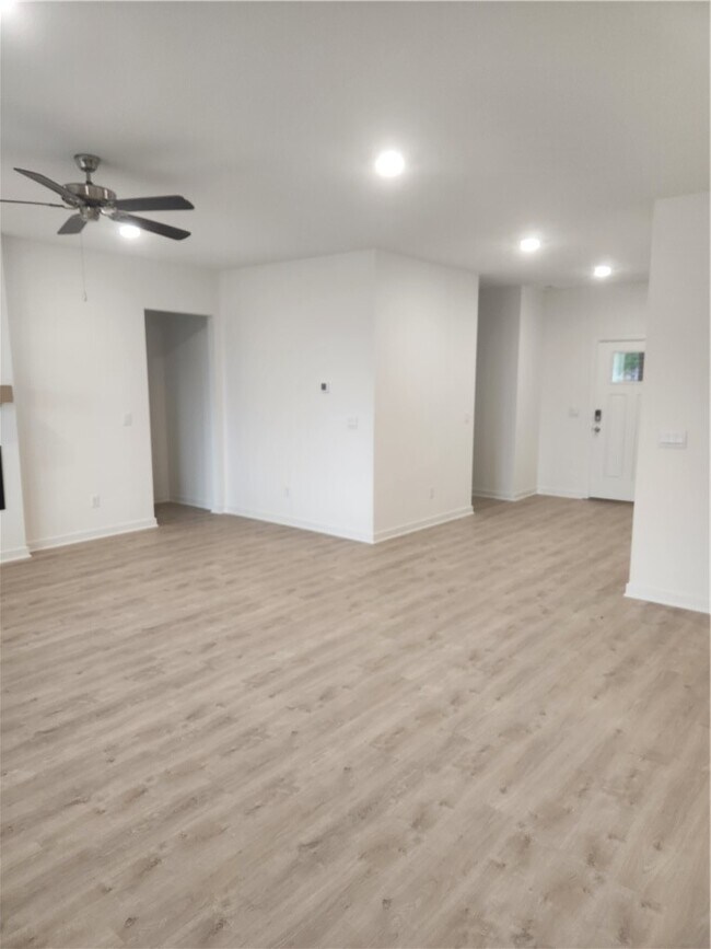 Foto del edificio - 4008 Aryana Ave