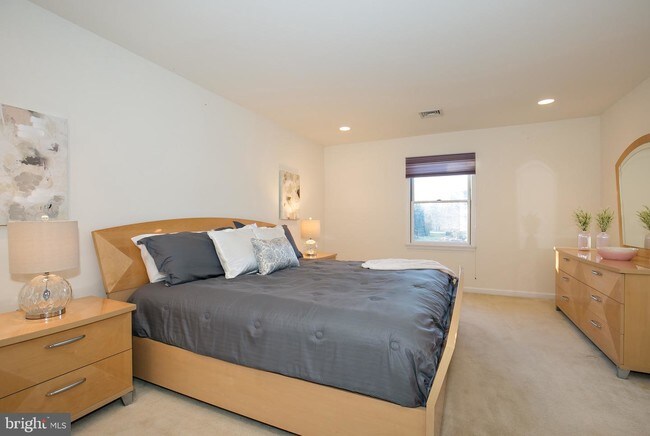 Foto del edificio - 39 Willow Run Ln