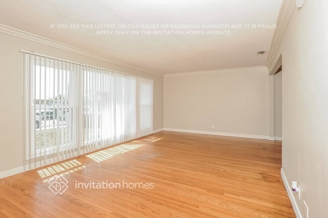 Building Photo - 333 S Walker Ave