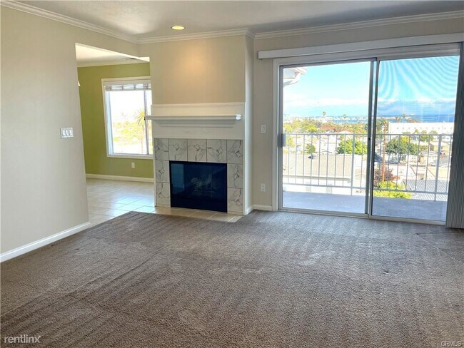 Foto del edificio - 2 br, 1.5 bath Condo - 660 W 29th St Apt 2