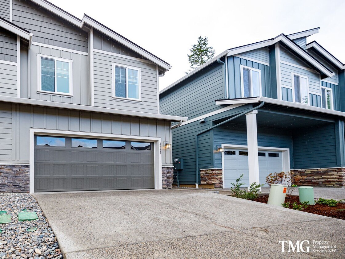 Primary Photo - 3 Bedroom, 2.5 Bath 2021 Build Townhome In...