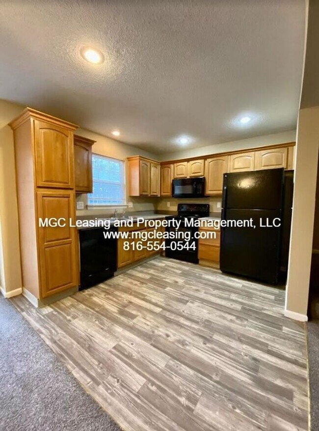 Foto del edificio - Enjoy Winter In Your Charming Townhome At Timber's East!