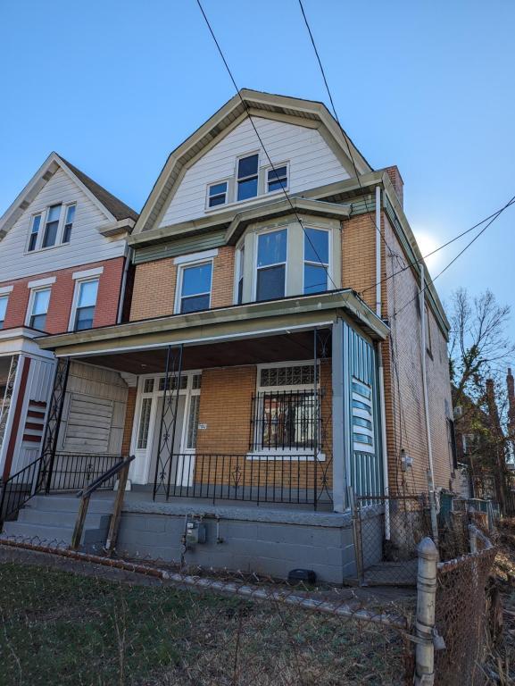 Primary Photo - 7150 Kedron St
