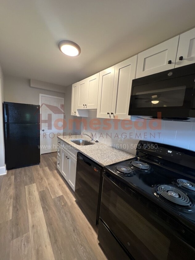 Primary Photo - 3 Bedroom Home in Upper Darby!