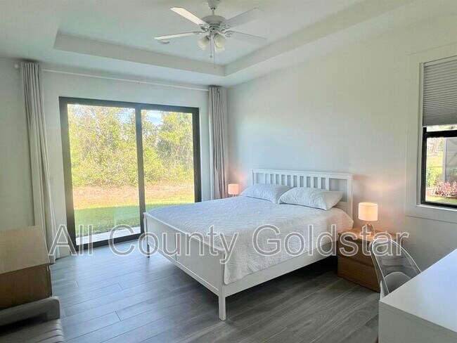 Foto del edificio - 57 Broadmoor Ln