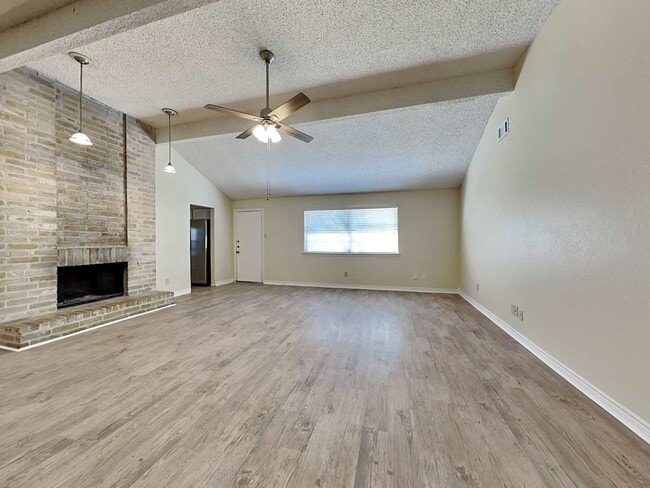 Building Photo - 5418 Mossgrey Ln