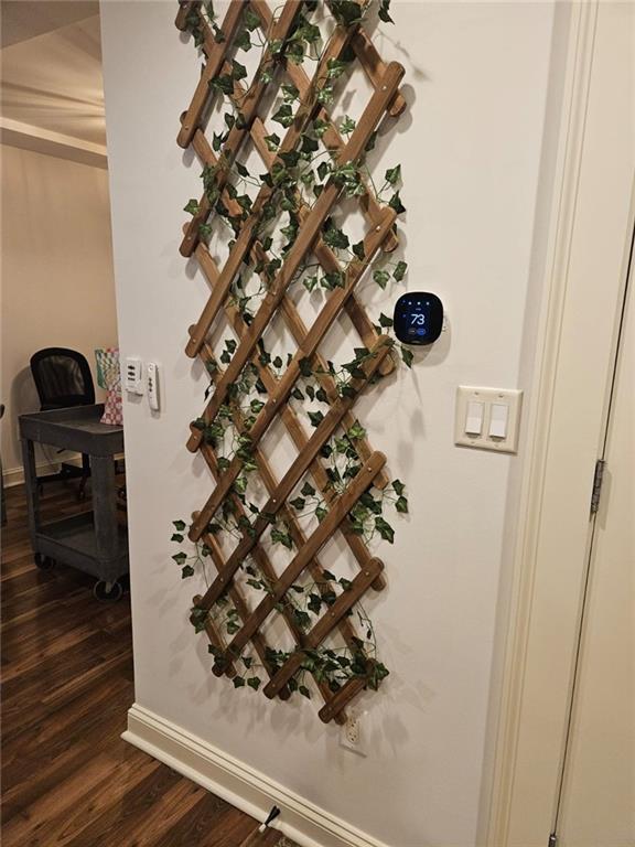 Foto del edificio - 250 Park Ave W NW