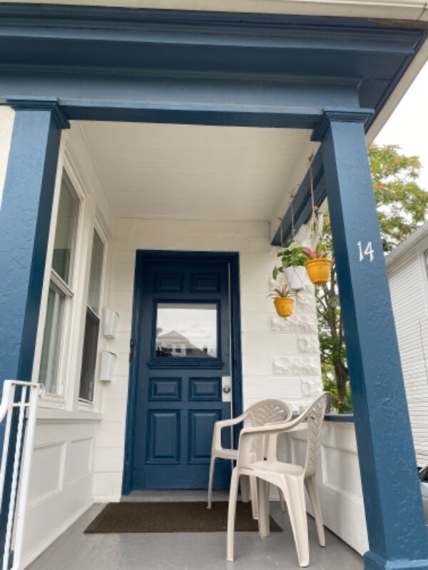 14 Myron Ave, Kenmore, NY 14217 Room for Rent in Kenmore, NY