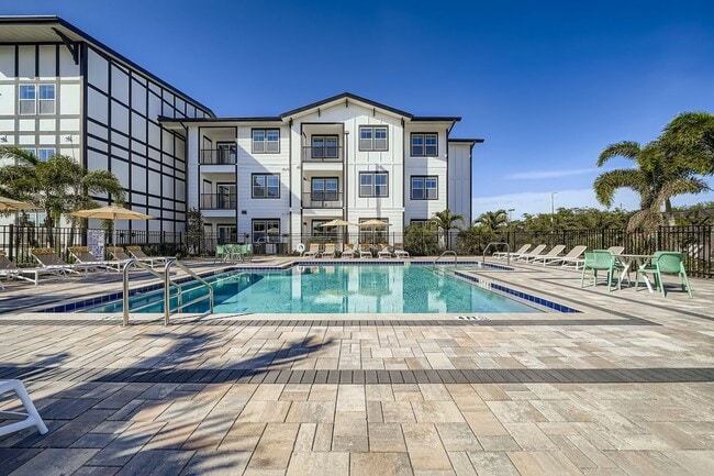 Building Photo - Magnolia at Palm Bay
