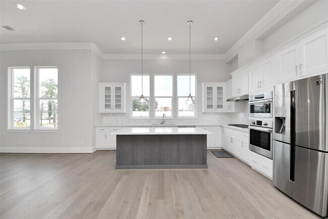 Foto del edificio - 10911 Grove Tree Ln