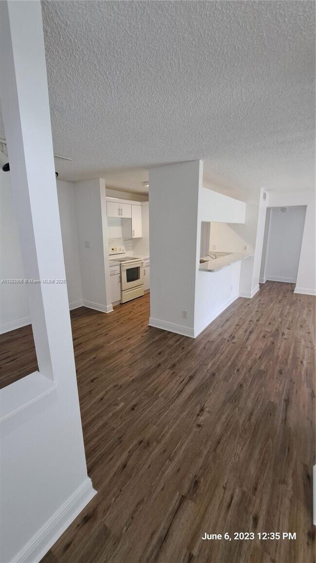 Foto del edificio - 15770 SW 106th Terrace