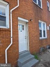 Building Photo - 1148 E State St