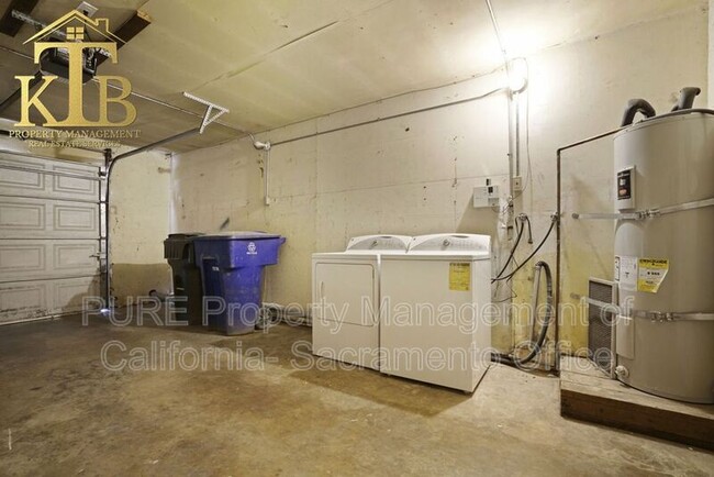 Foto del edificio - 1201 Athena Ave