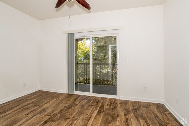 Studio - 490SF - Living Room - The Fremont Building