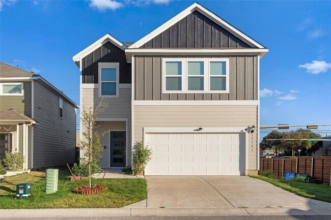 Building Photo - 15701 Oglethorpe Dr