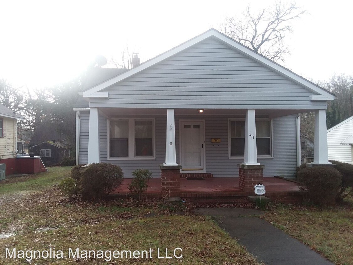 Primary Photo - 2 br, 1 bath House - 213 Perry St.