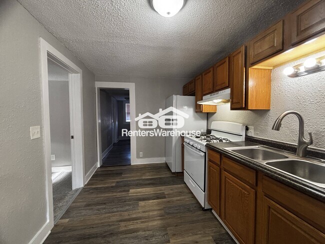 Foto del edificio - 2802 SE 8th St