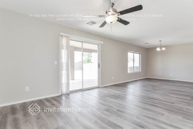 Foto del edificio - 22229 W Devin Dr
