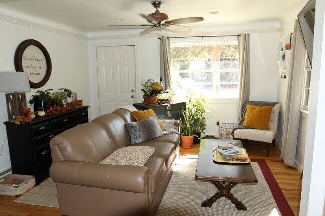 Foto del edificio - 720 W Myrtle St