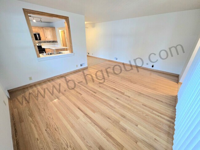Foto del edificio - 7833 39th Ave