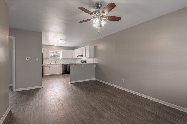 Building Photo - 600 Palm St