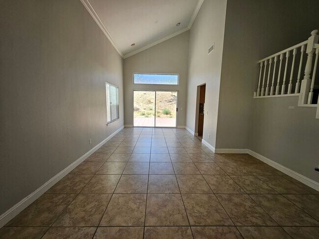 Foto del edificio - New Listing!
