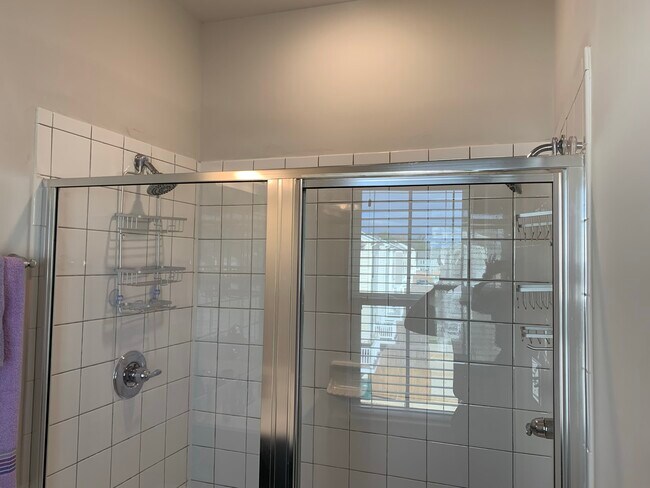 Foto del edificio - 3408 Sterling Brook Dr