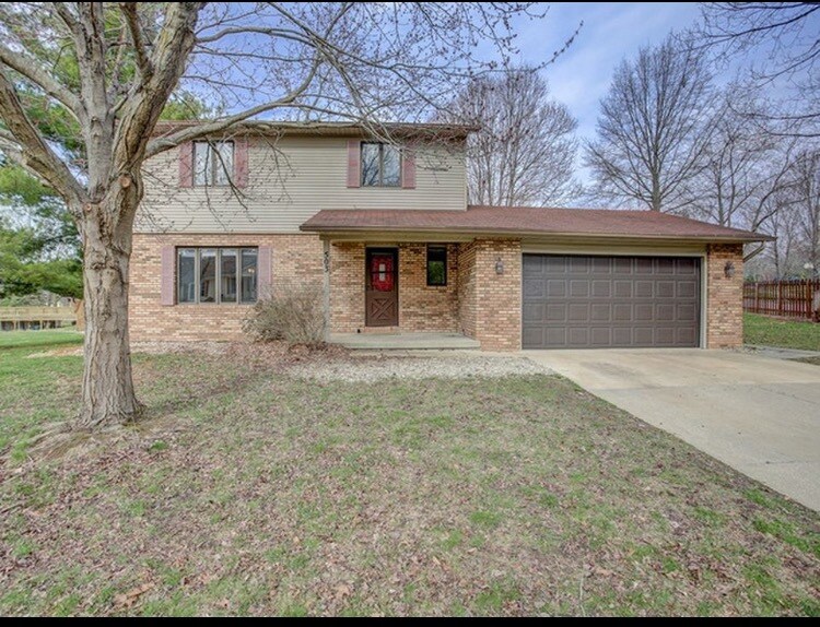 503 N Raymond Dr, Mahomet, IL 61853 House Rental in Mahomet, IL