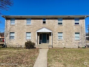 Building Photo - 4301 Naomi Dr