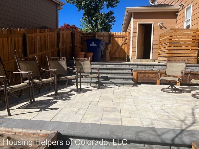 Foto del edificio - 6 br, 3.5 bath House - 2166 Firestone Way