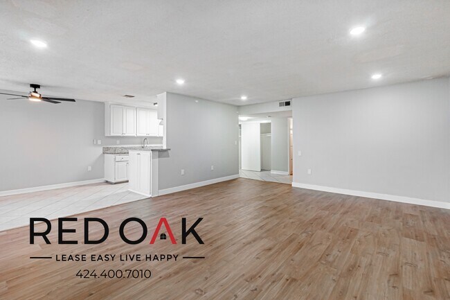 Foto del edificio - 15101 Magnolia Blvd